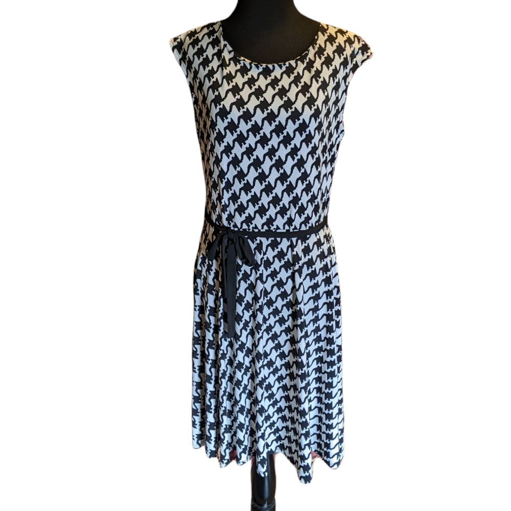 Sassy houndstooth dress